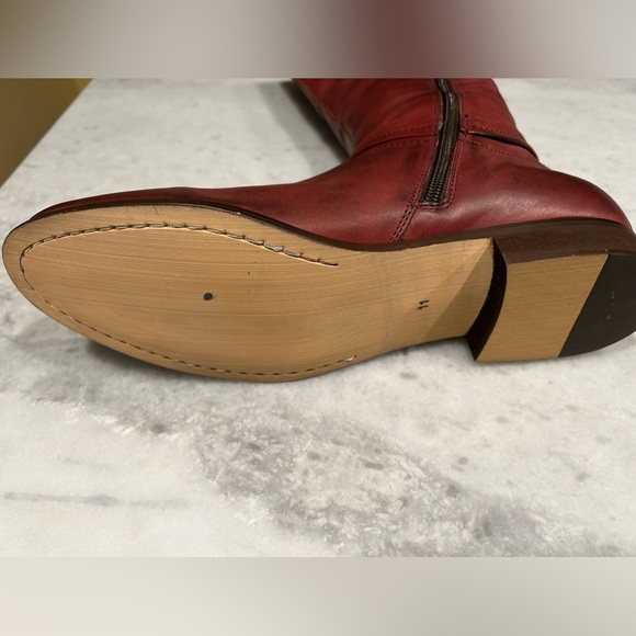 Luichiny’s finest Oxblood waxy buffed leather boots NWT - Picture 4 of 8